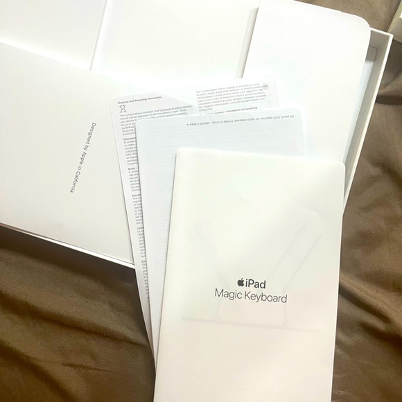 Apple Magic Keyboard (ipad Air 4th&5thgen,ipad pro 11 inch 1st & 2nd generation) - Picture 6 of 6